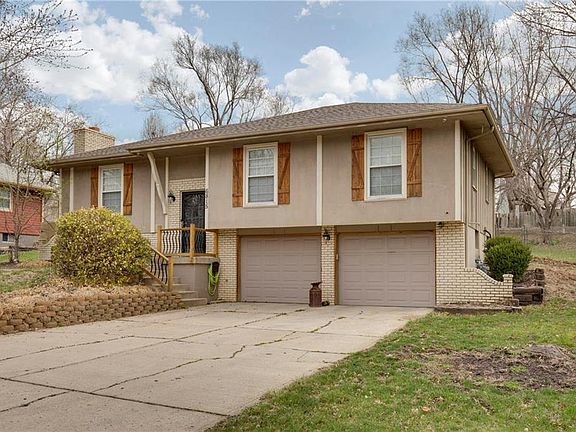 2nd image of 6815 NW Pleasantview Dr