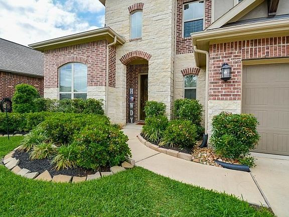 3rd image of 14711 Kelsey Vista Dr