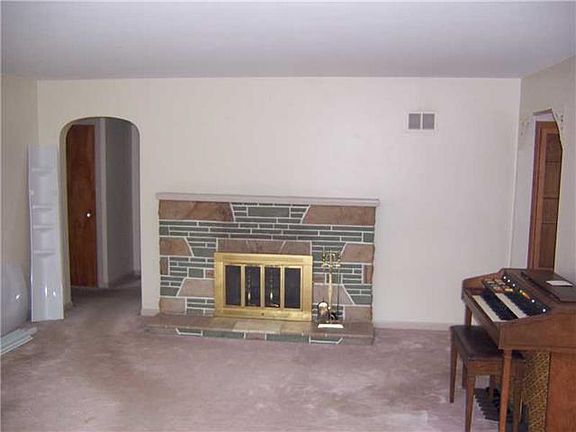 4th image of 194 S Kerrwood Dr