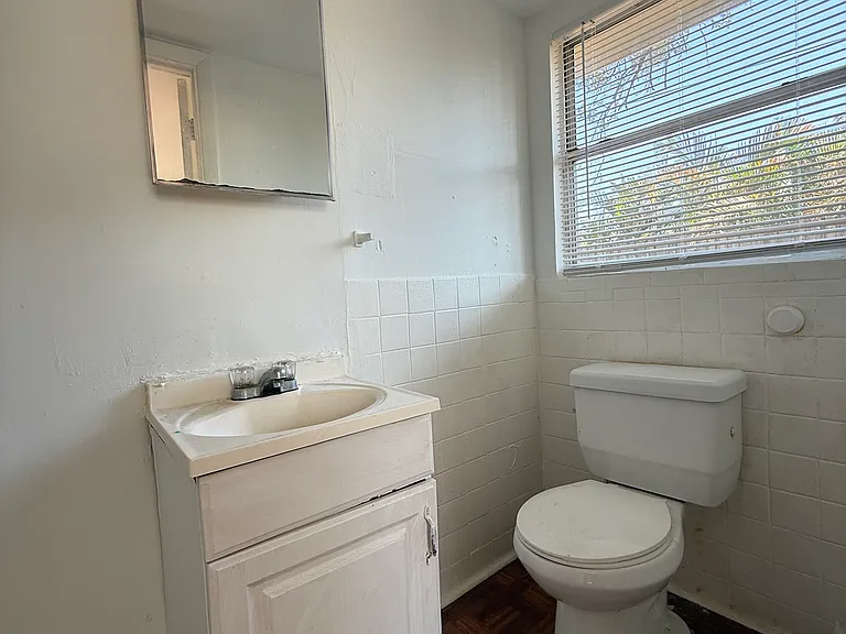 2904 W Cherry St — Photo 9