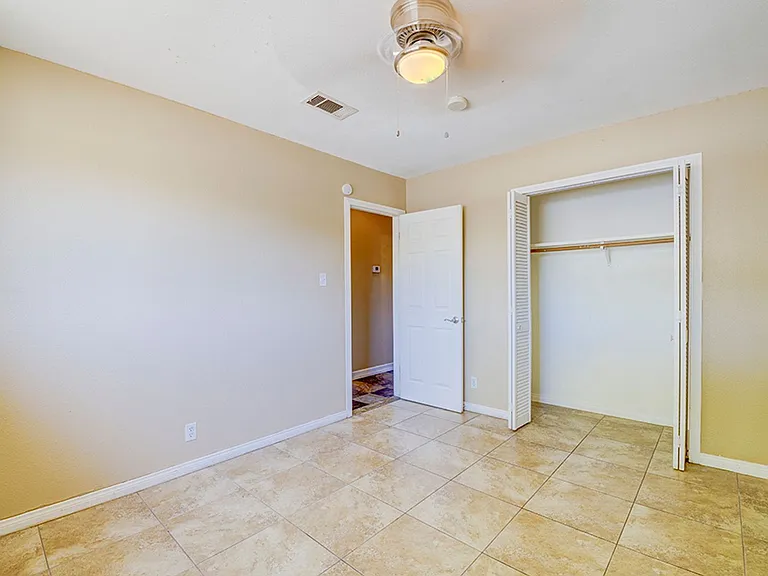 3990 Syracuse Dr — Photo 42