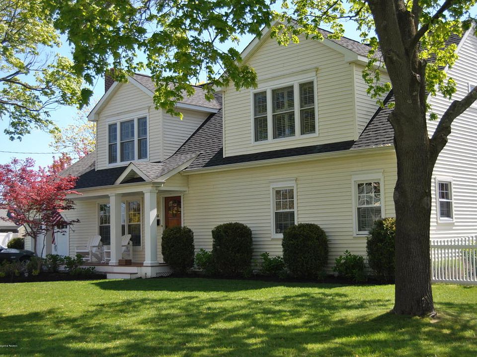 1st image of 2146 Briarwood Ave