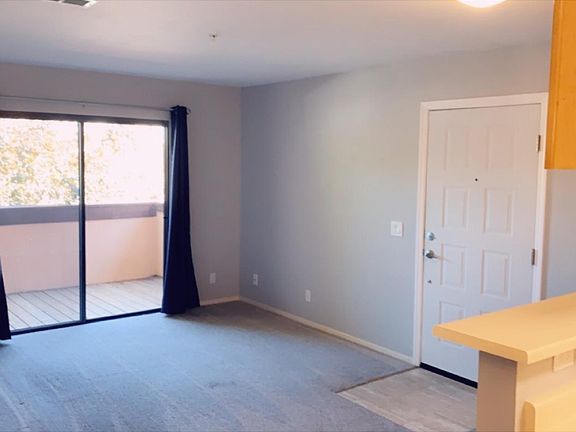 3rd image of 8201 Camino Colegio APT 138