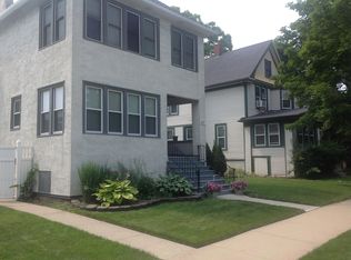 521 Thomas Ave APT 1, Forest Park, IL 60130