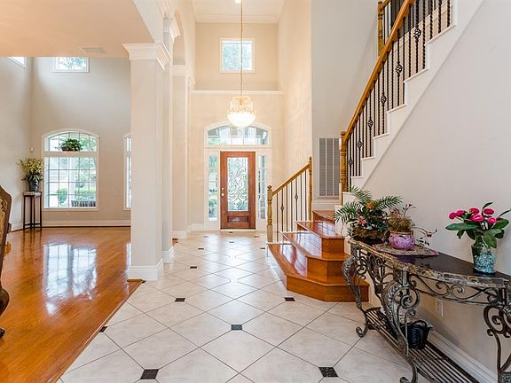 4th image of 5015 Collingwood Ct