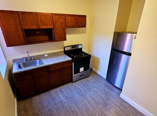 310 S 11th St #2A, Newark, NJ 07103