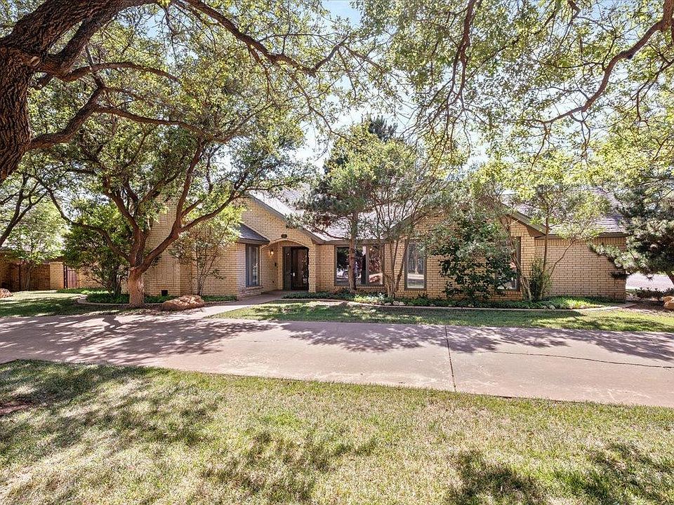 1st image of 31 Crockett Cir