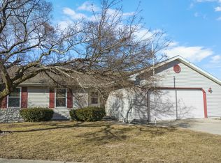 821 Park Dr, Rantoul, IL 61866