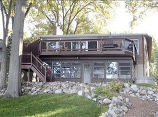 2121 Oak Ln, Battle Creek, MI 49014