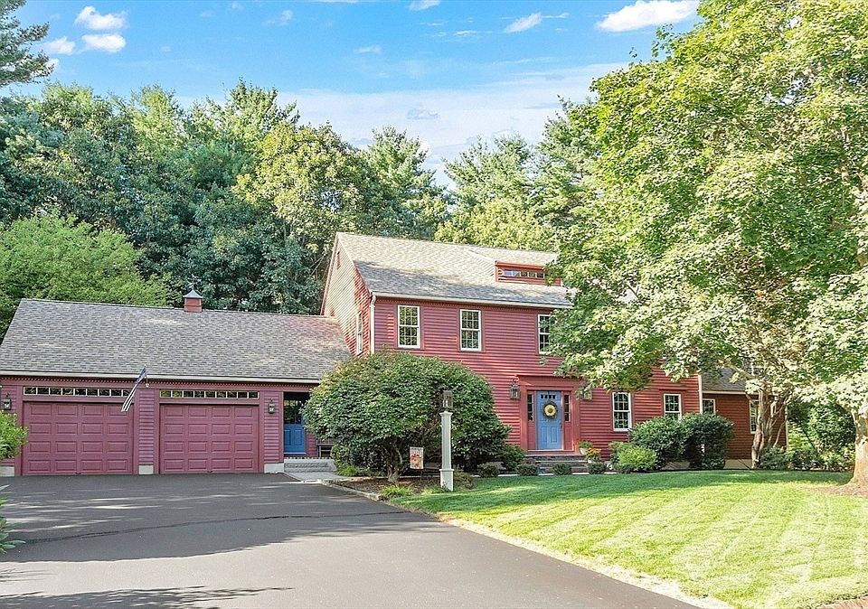 1st image of 25 Evergreen Dr