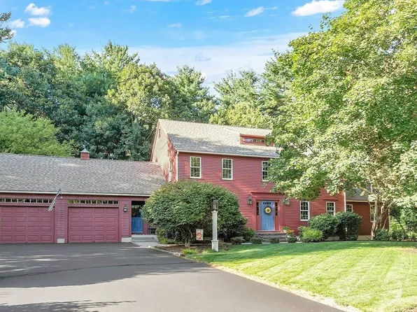 25 Evergreen Dr, Bridgewater, MA 02324