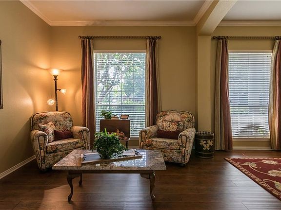5th image of 8497 Turnberry Dr