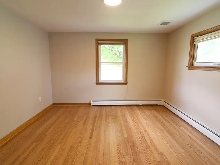 514 N 6th St — Photo 11