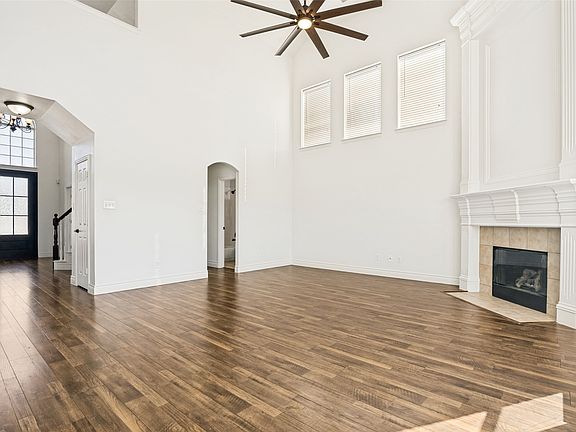 5th image of 10405 Fairway Vista Dr