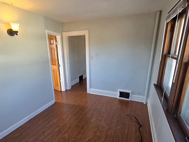 817 2nd Ave #2 — Photo 16