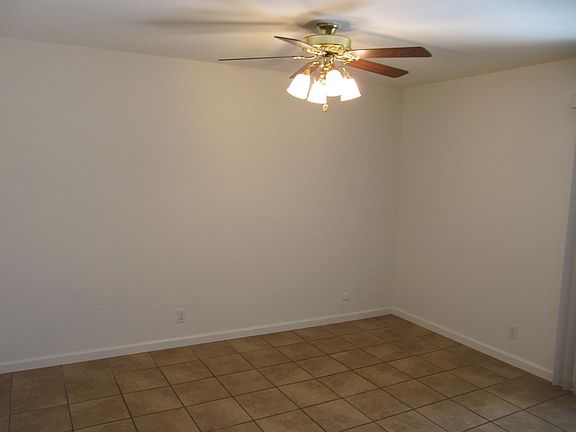 3rd image of 1775 Crucero Dr