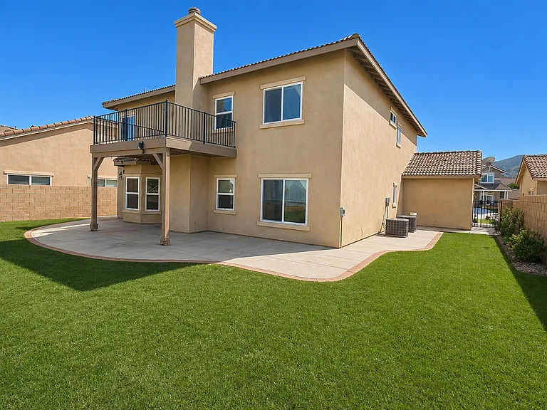 4051 Prestwick Ln — Photo 4