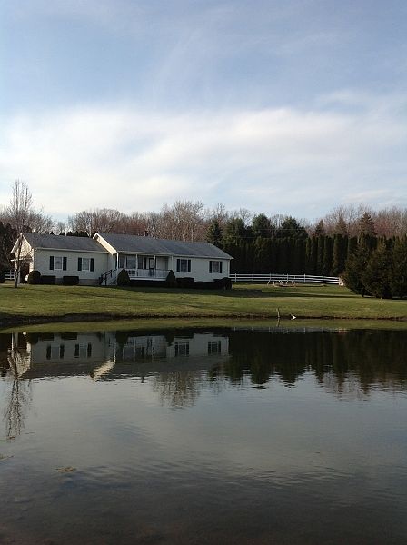 1st image of 9 Pondview Dr