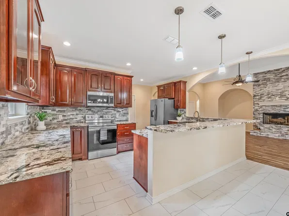 14109 Lone Pine Dr, Brownsboro, TX 75756