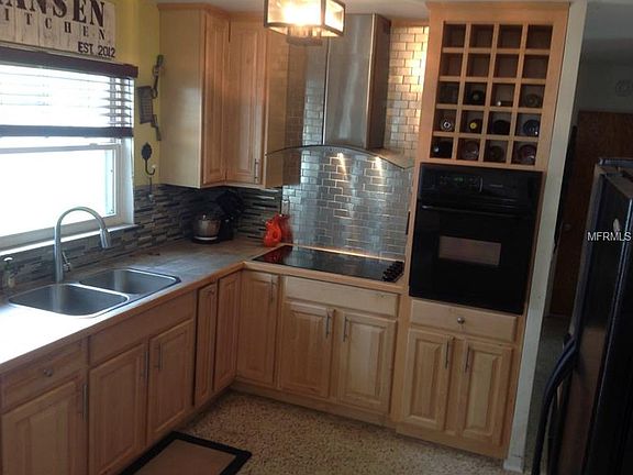 5th image of 5117 61st Ln N