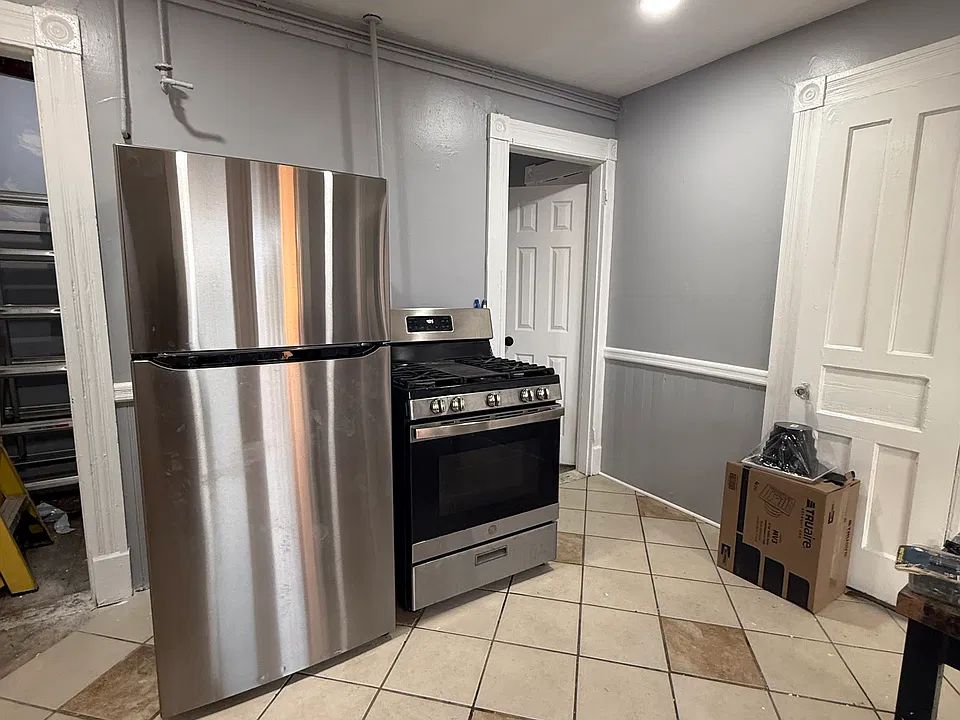 30 Sylvan Ave #3