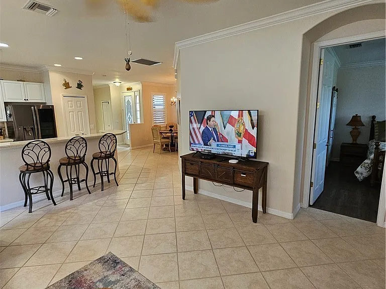 10518 Avila Cir — Photo 3