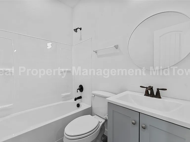 3331 Spring Ave — Photo 16