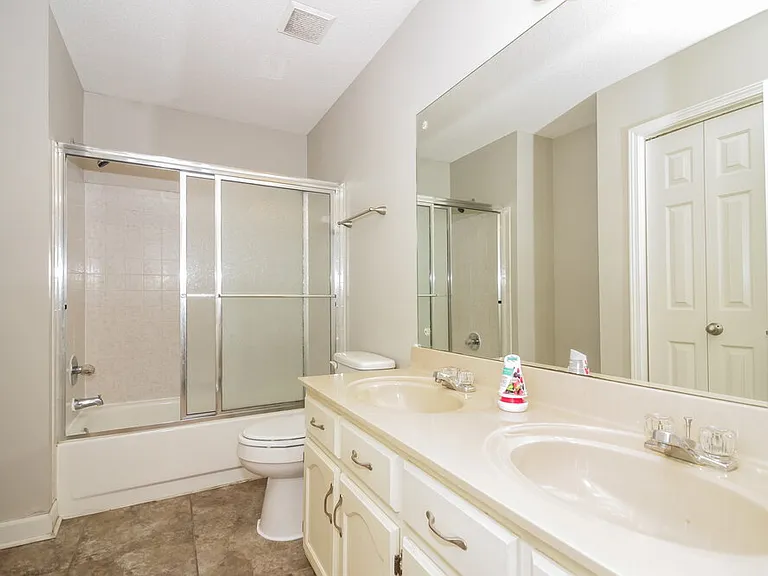 405 Locust Grove Dr — Photo 15