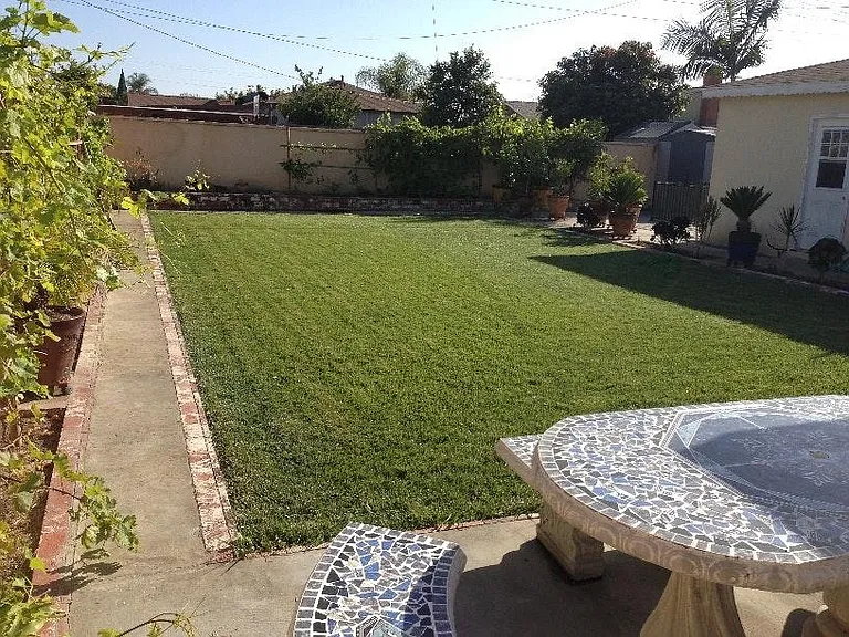 8276 Quoit St — Photo 2