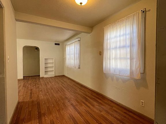 5th image of 1516 W Hank Ave #674