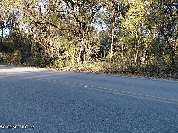 5th image of 160 PUTNAM LOOP Road