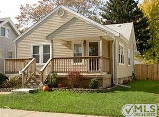 3221 Kenmore Rd, Berkley, MI 48072
