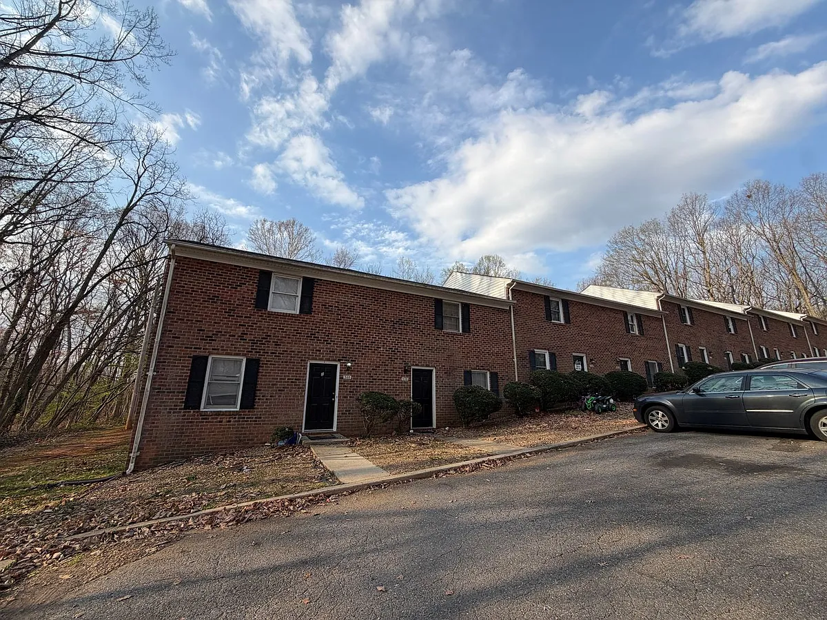 Building Photo - 522-540 Amelon Rd