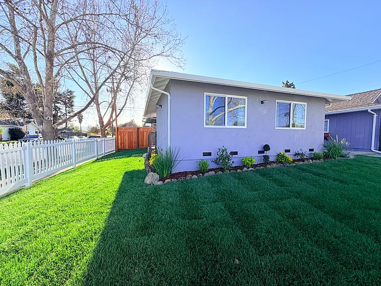 1695 Andalusia Way #1695 — Photo 1