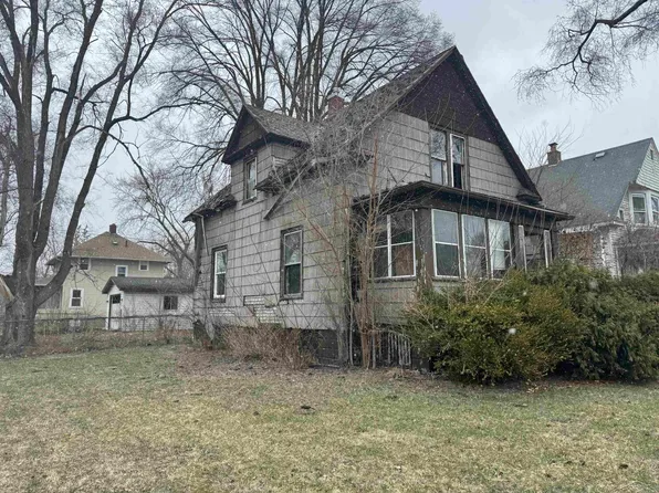 703 N Bond St, Saginaw, MI 48602