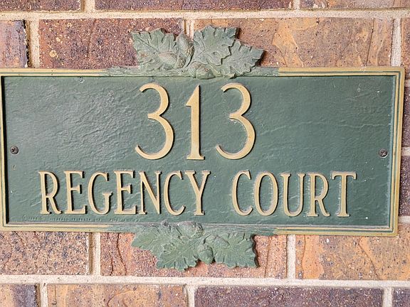5th image of 313 Regency Ct