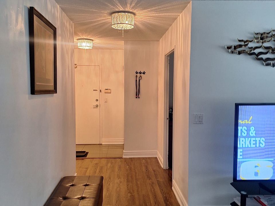 1st image of 325 Webb Dr N #404