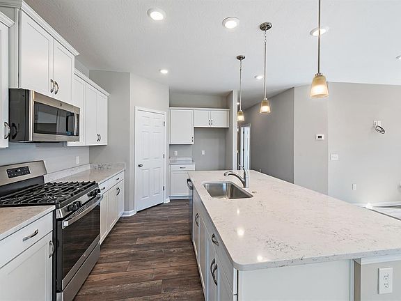 5th image of 5135 Bell Meadow Ln #37