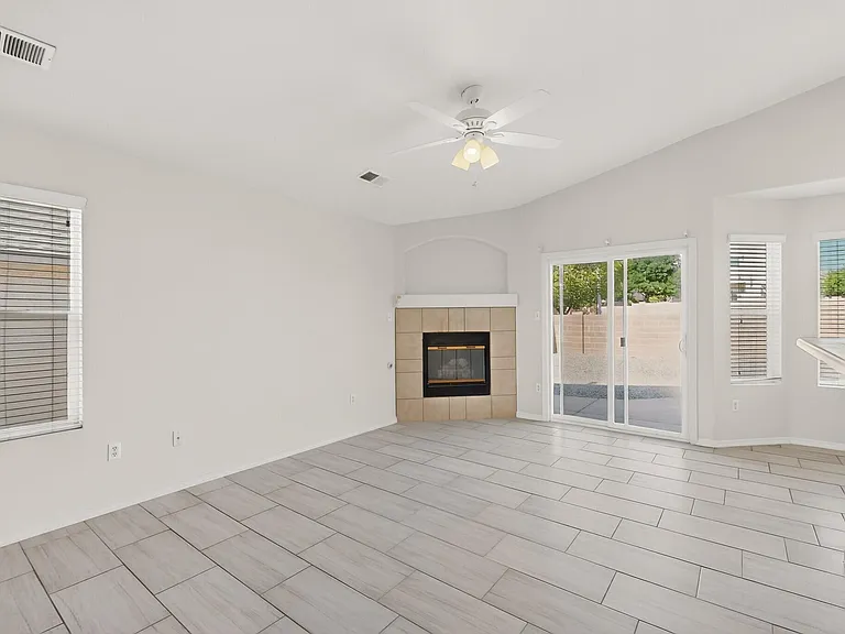 3305 Tin Cup Rd NE — Photo 6