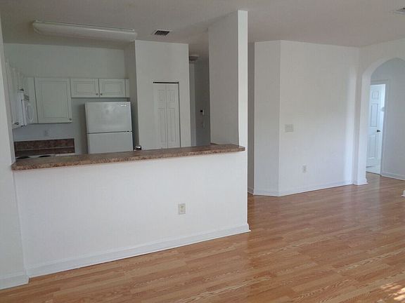 4th image of 1650 NE 33rd Ave Unit 201