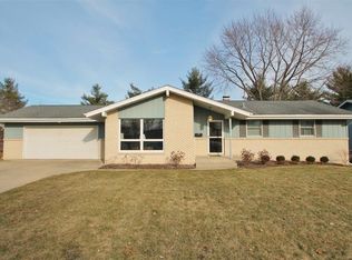 209 Bunn Dr, Rockton, IL 61072