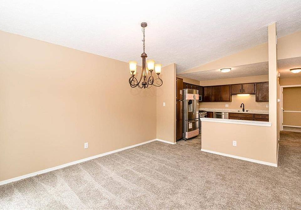 2nd image of 8015 Sunfield Ct #3