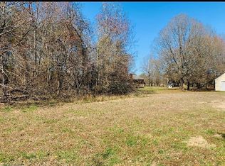 1194 Pleasant Ridge Rd, Greensboro, NC 27409