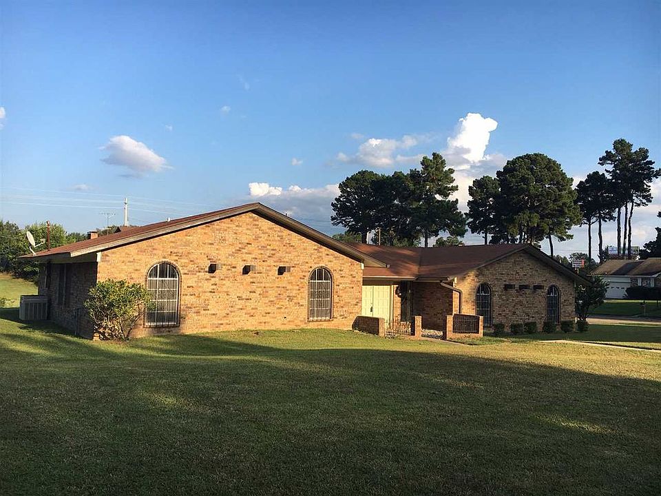 1st image of 2 Ironwood Dr