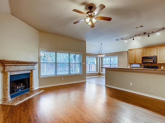 5th image of 5812 Meadowglen Dr