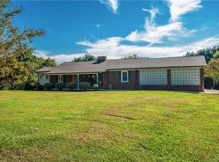 231 Lewis Ferry Rd, Statesville, NC 28677