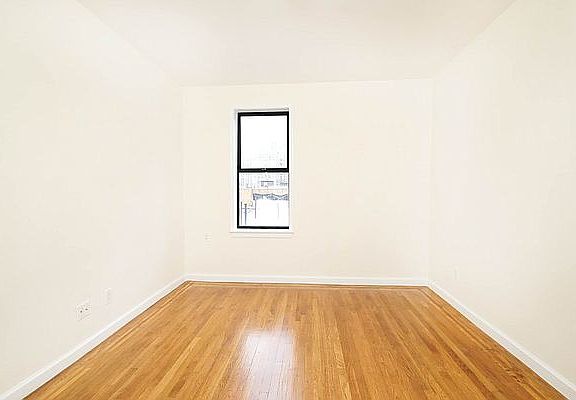 4th image of 620 W 171st St APT 6F