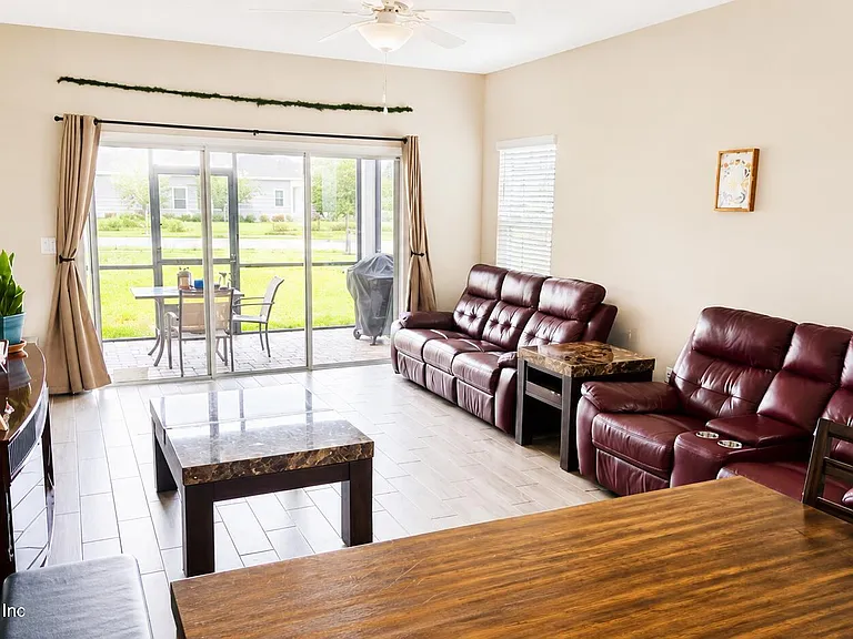 3938 Bloomfield Ct — Photo 12