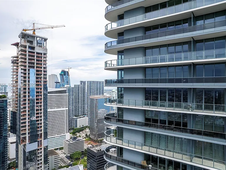1000 Brickell Plz #Penthouse 5307 — Photo 43