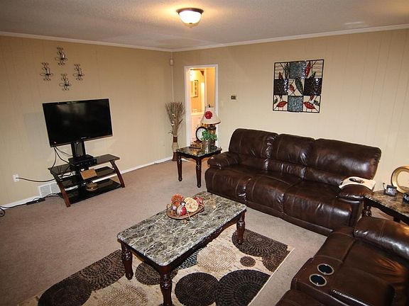 5th image of 4949 Boeingshire Dr